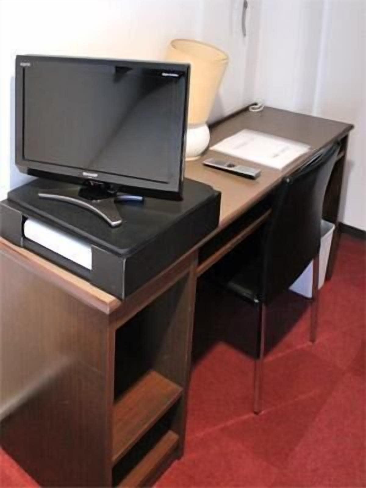 Hotel Livemax Budget Iyo Mishima Shikokuchuo Esterno foto