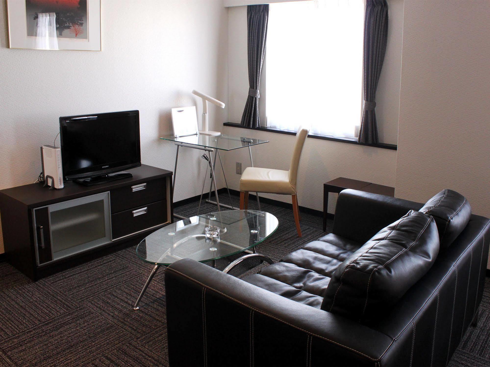 Hotel Livemax Budget Iyo Mishima Shikokuchuo Esterno foto