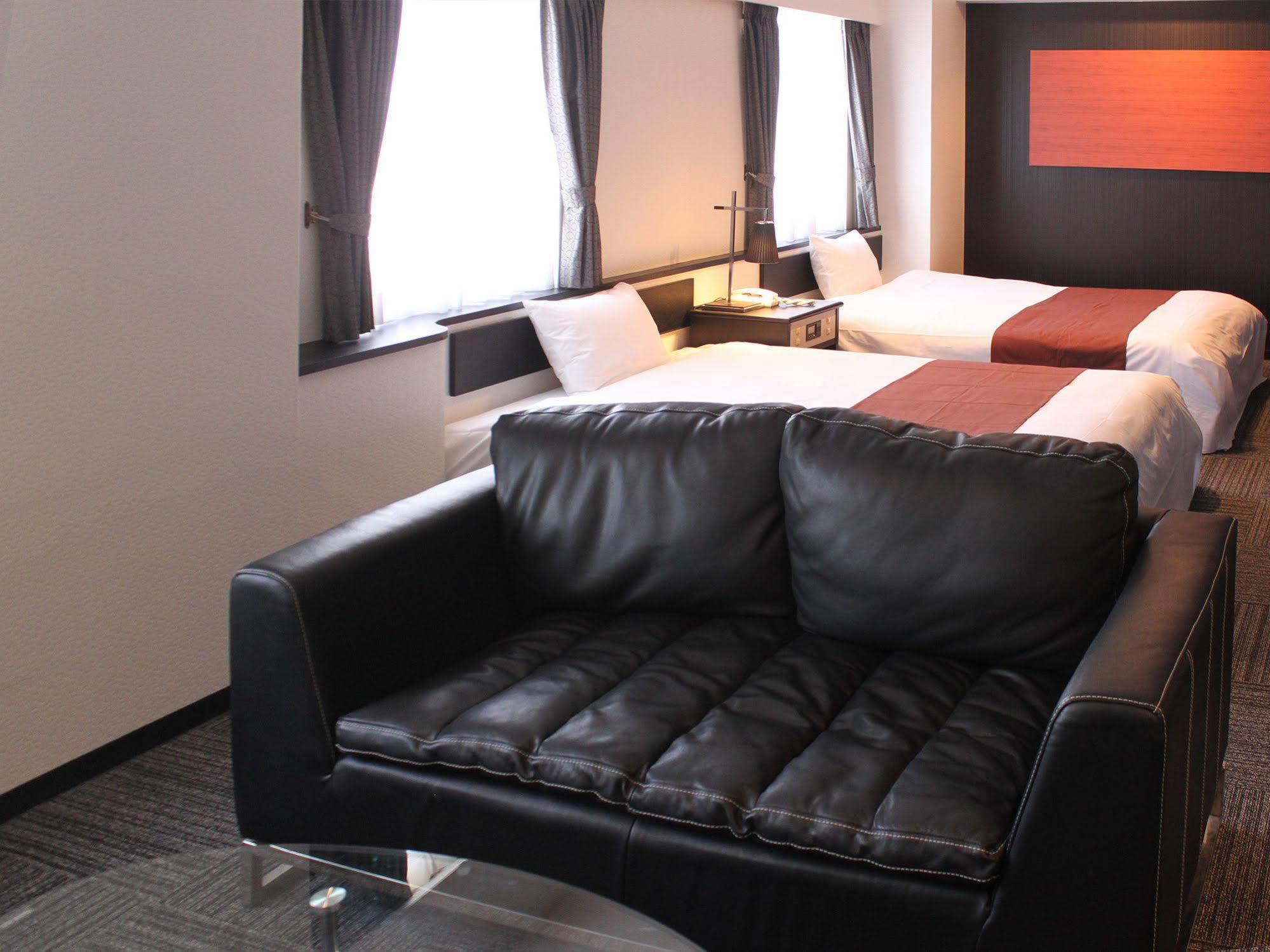 Hotel Livemax Budget Iyo Mishima Shikokuchuo Esterno foto