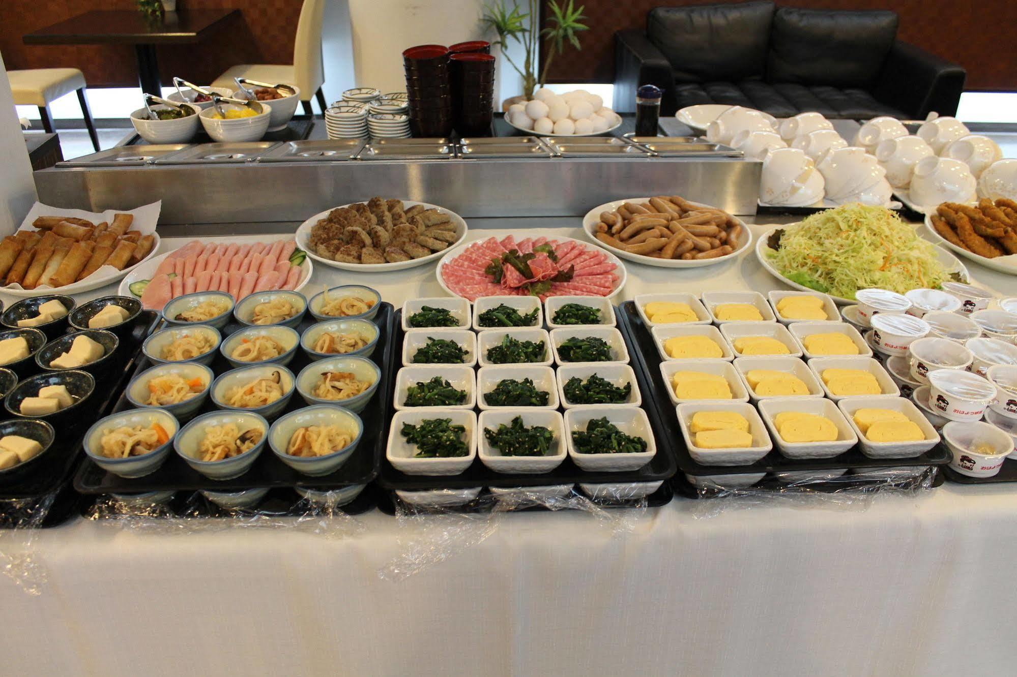 Hotel Livemax Budget Iyo Mishima Shikokuchuo Esterno foto